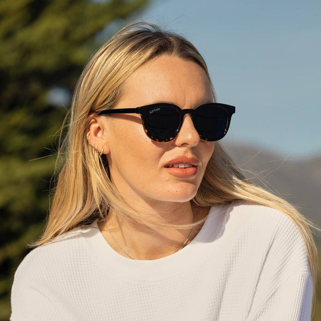 Blue Planet Eco-Eyewear - BP19917 - Gram  - Onyx To Walnut Tortoise Fade / Gradient Br