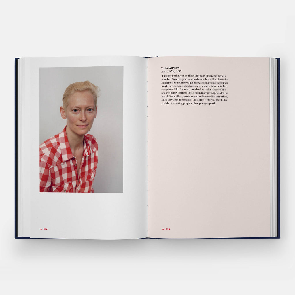 Phaidon - Passport Photo Service