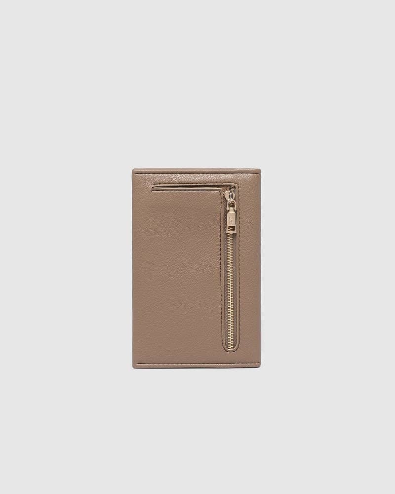 Louenhide - Venice Passport Holder - Mocha