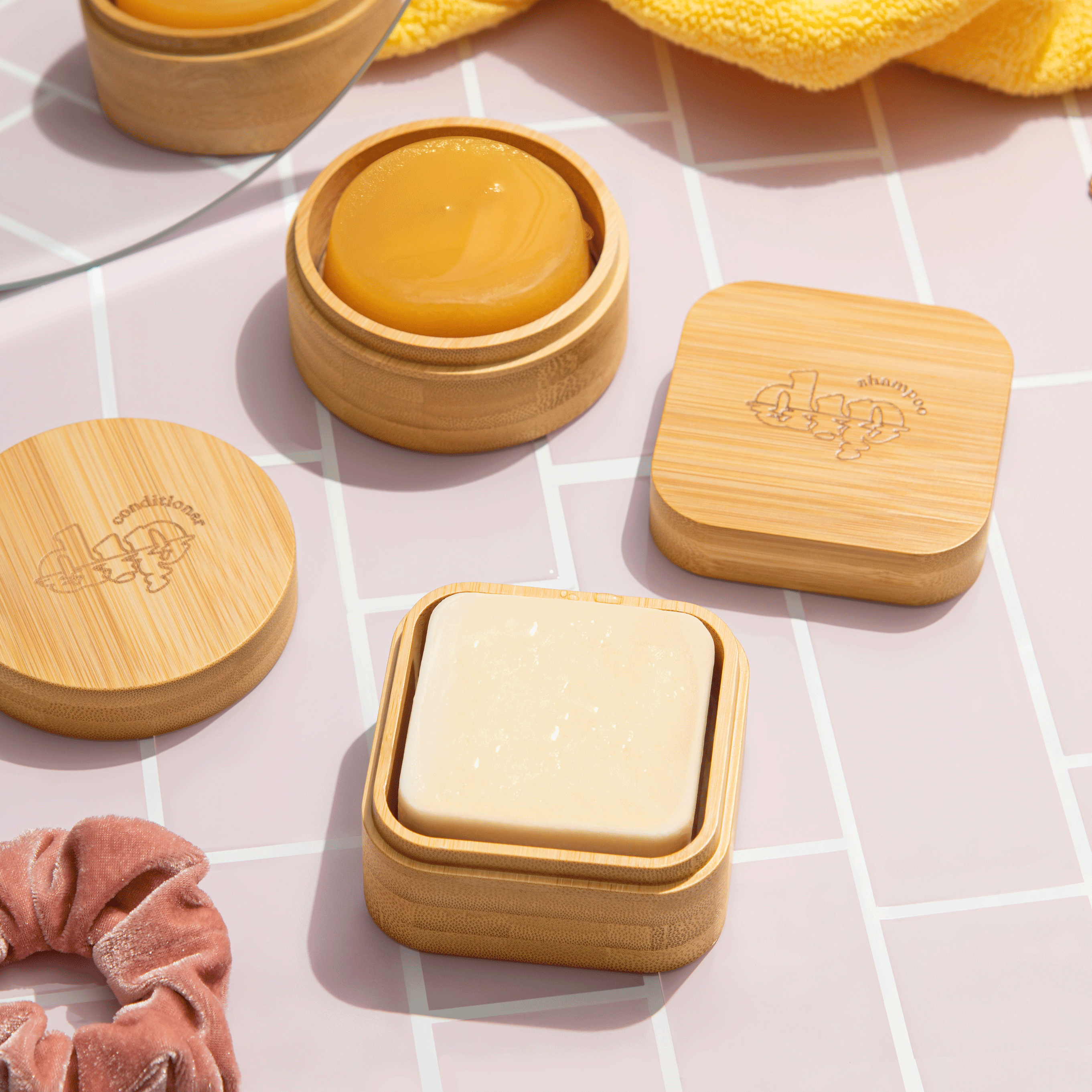 Dip - Dip Large Shampoo Travel Case with Coaster