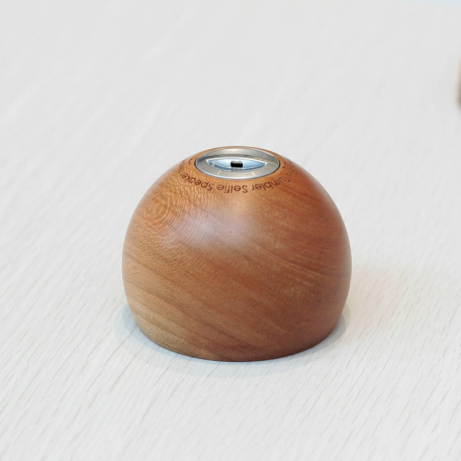 Gingko Design - Tumbler Selfie Speaker