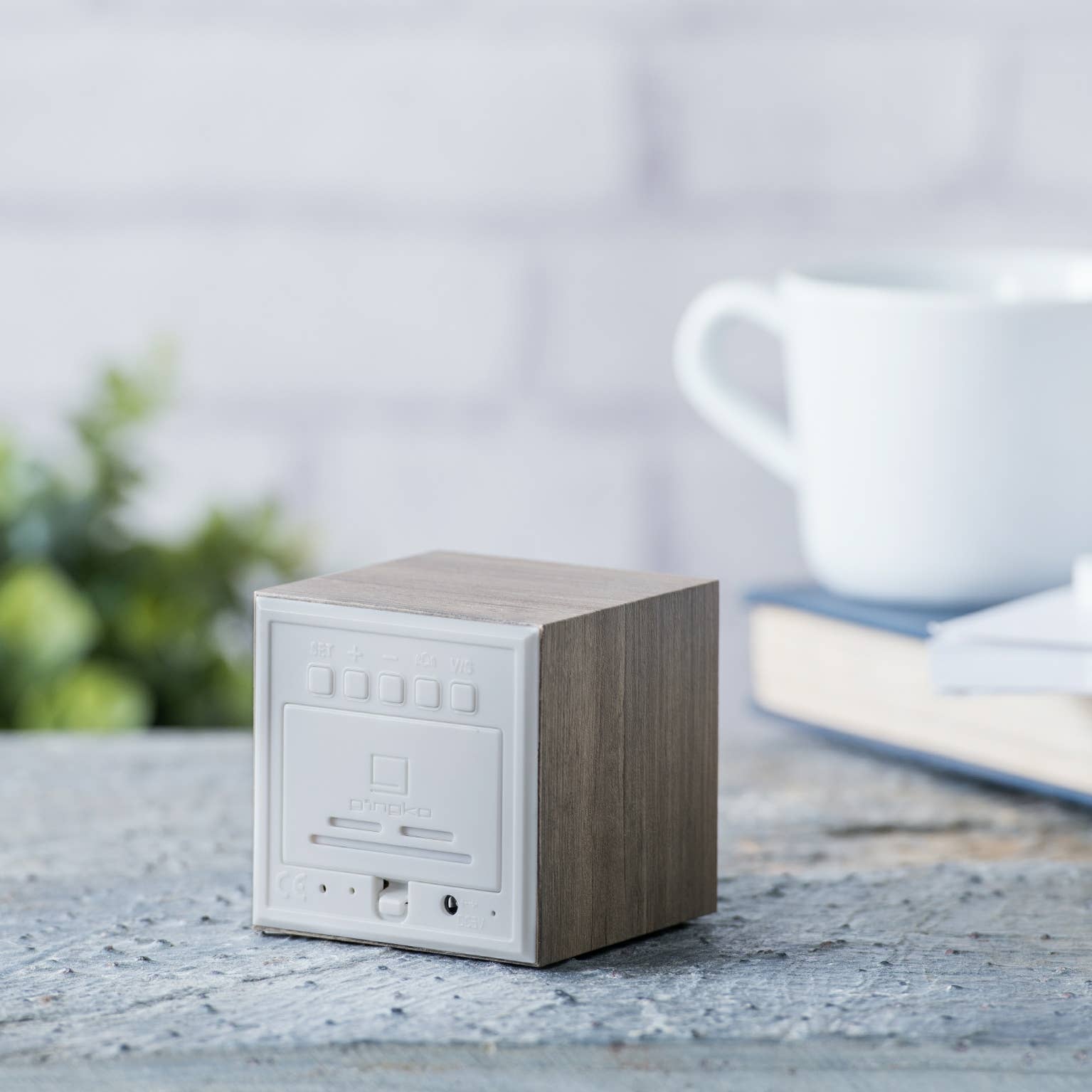Gingko Design - Cube Click Alarm Clock