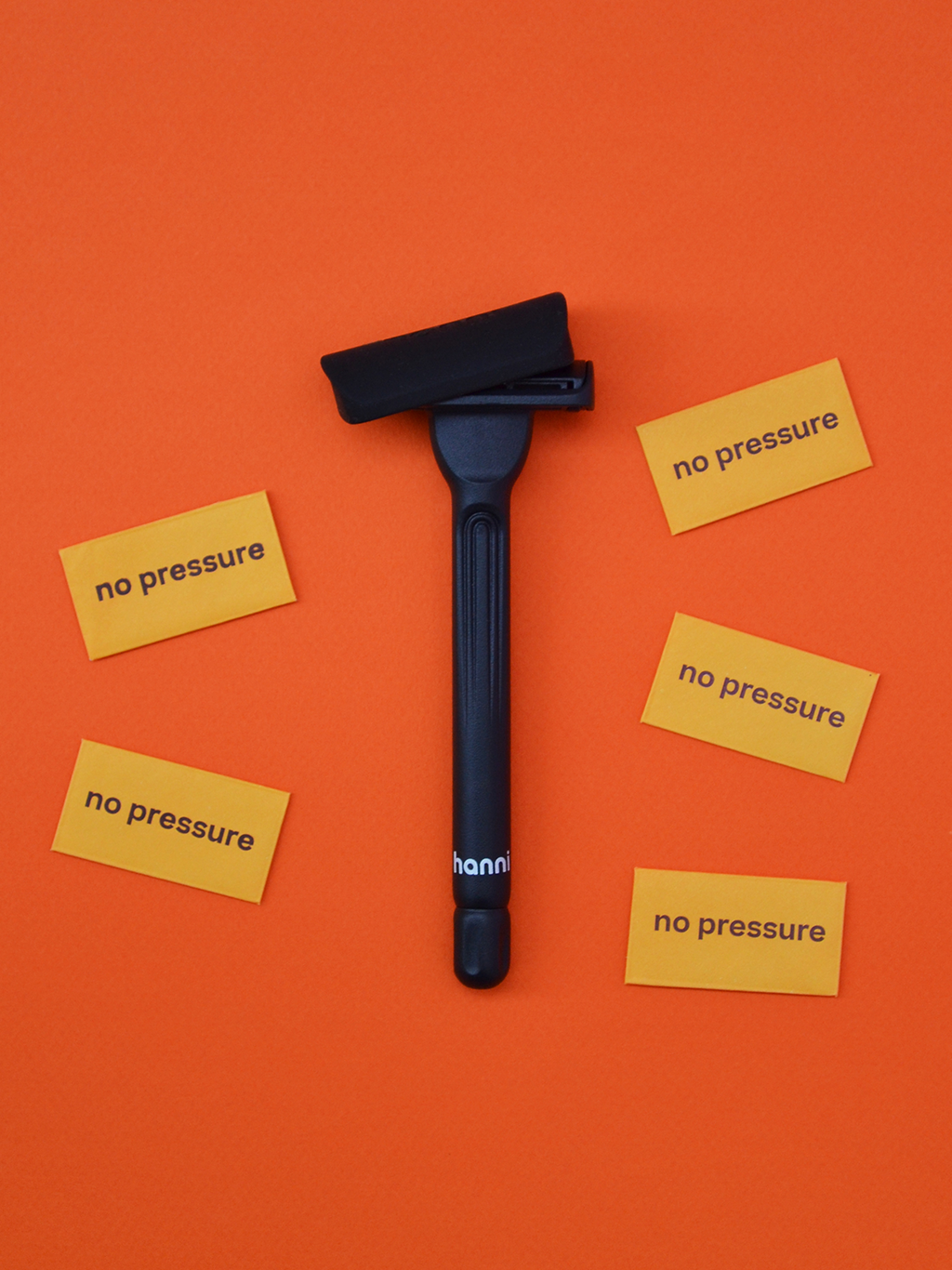 Hanni - The weighted razor