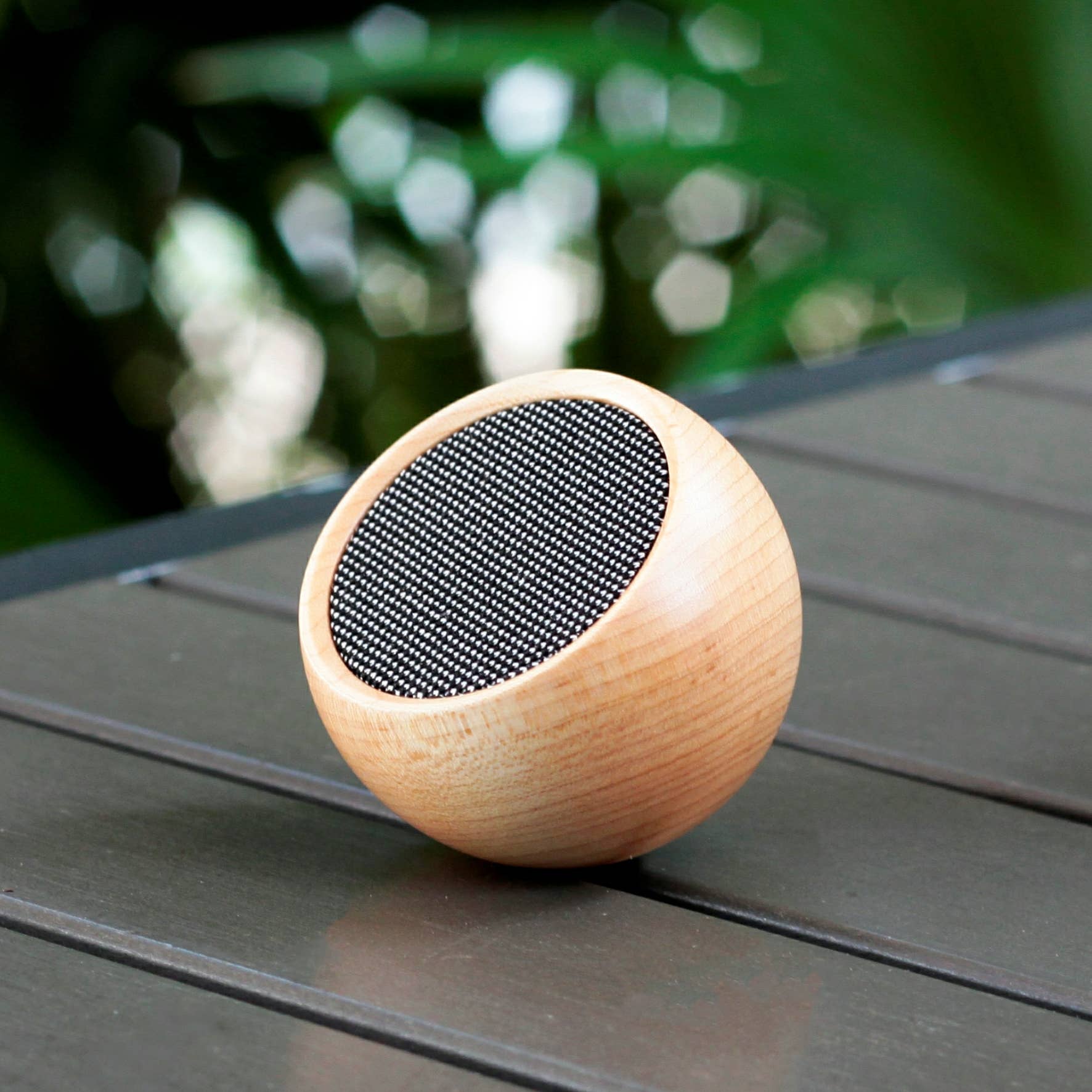 Gingko Design - Tumbler Selfie Speaker