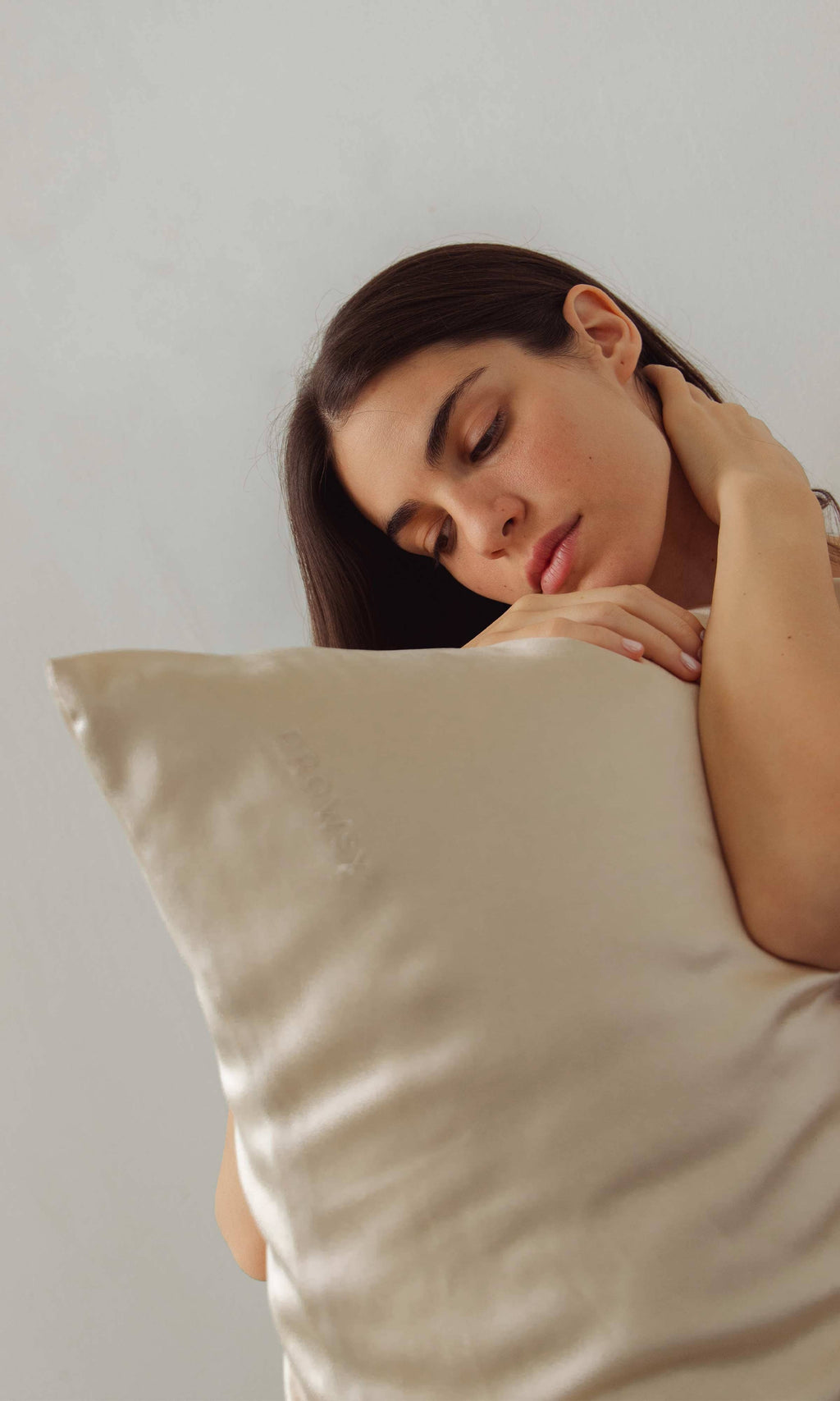 Drowsy Sleep Co. - Akoya Pearl Silk Queen Pillowcase