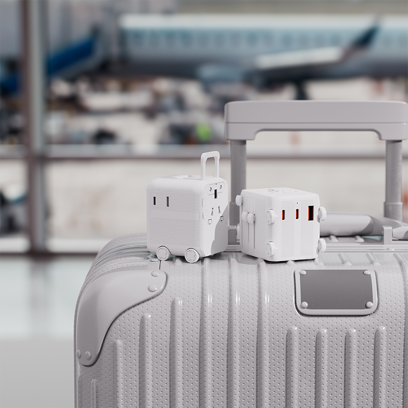 Xoopar Europe - Luggie - Travel Adapter