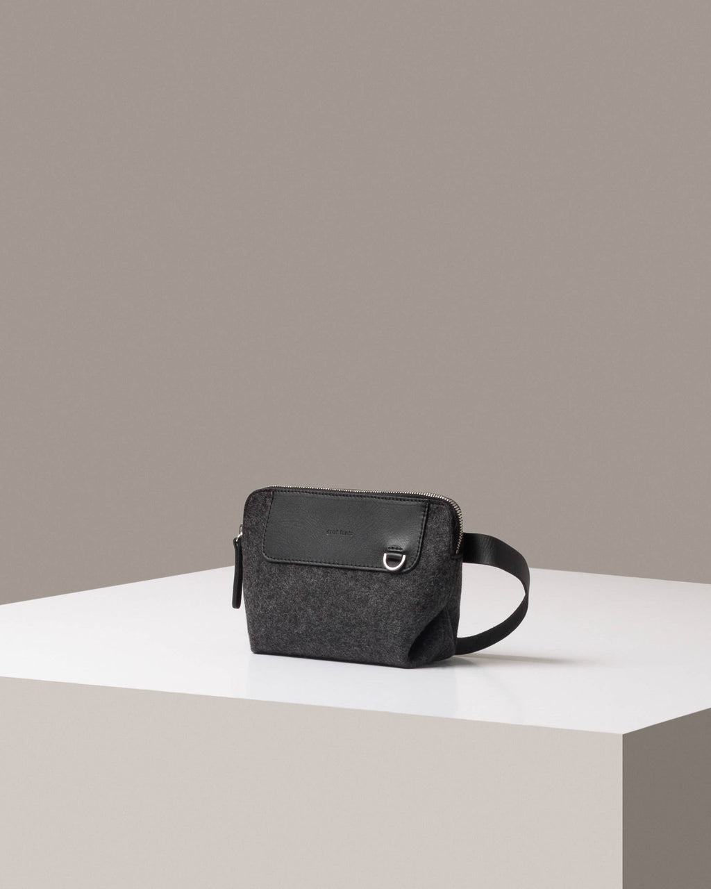 Graf Lantz - Bedford Merino Wool Belt Bag in Charcoal