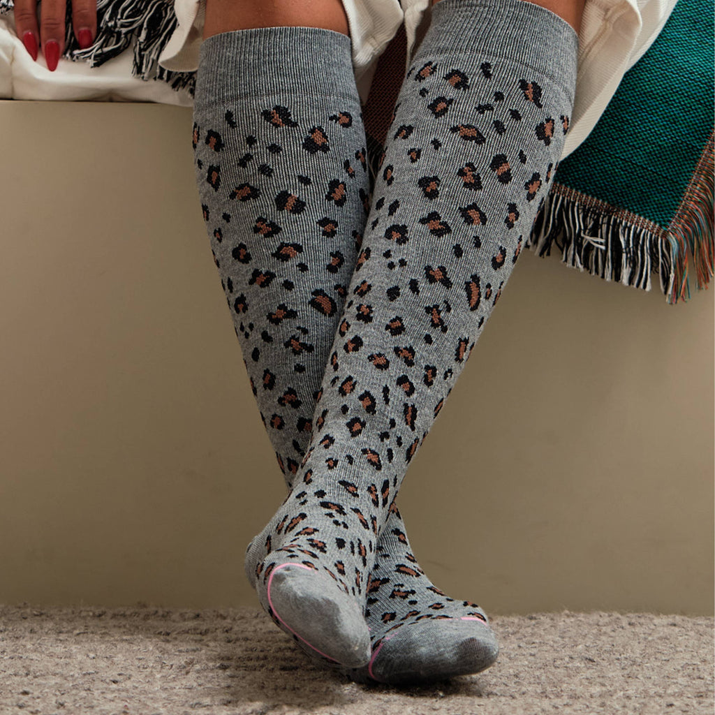 Dr. Motion - LEOPARD PRINT | KNEE-HIGH COMPRESSION SOCKS FOR WOMEN