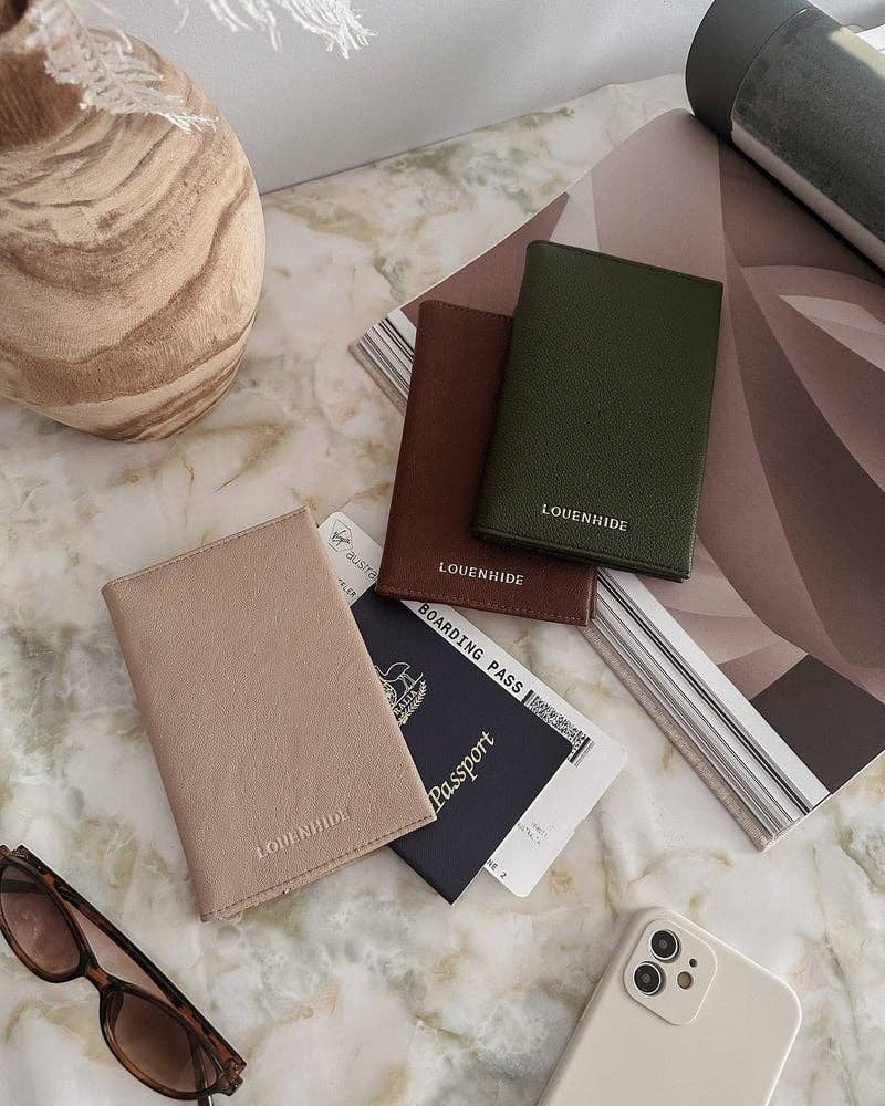 Louenhide - Venice Passport Holder - Saddle Cognac