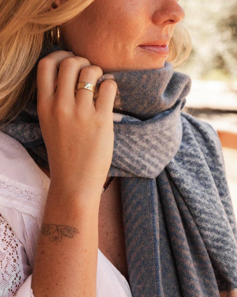 Louenhide - Scarf - Chambray | Cambridge
