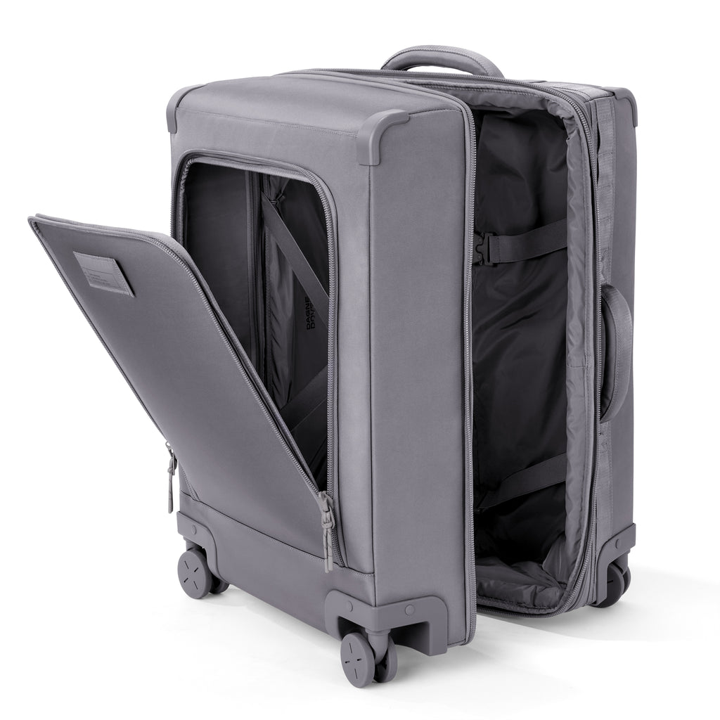 Dagne Dover Sydney Rolling Luggage 28.5" Check-In