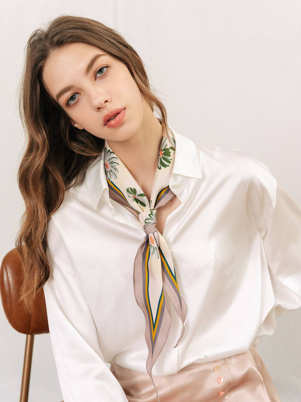Lost Pattern NYC - "Daisy" Silk Diamond Neckerchief