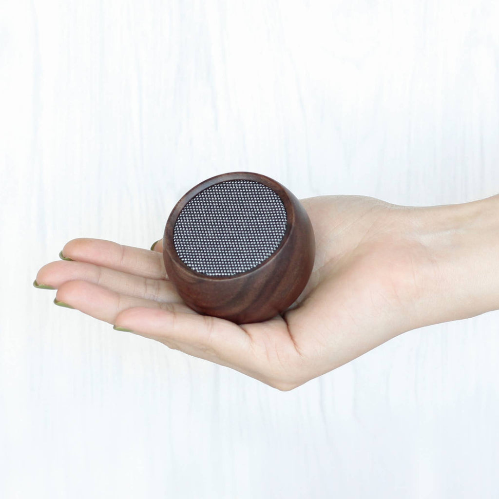 Gingko Design - Tumbler Selfie Speaker
