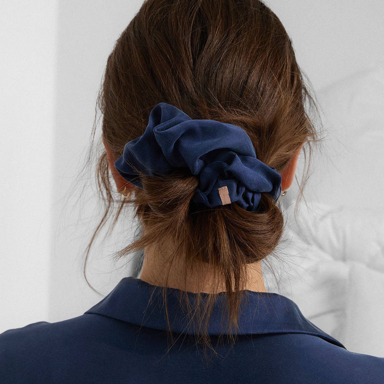 LUNYA - Washable Silk Classic Scrunchie