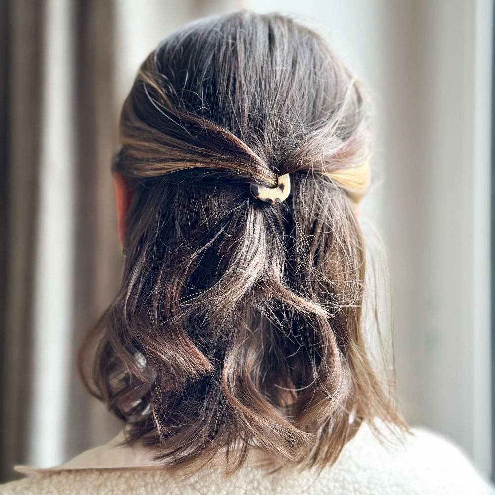 Bachca - Round Tortoiseshell Hair Pin