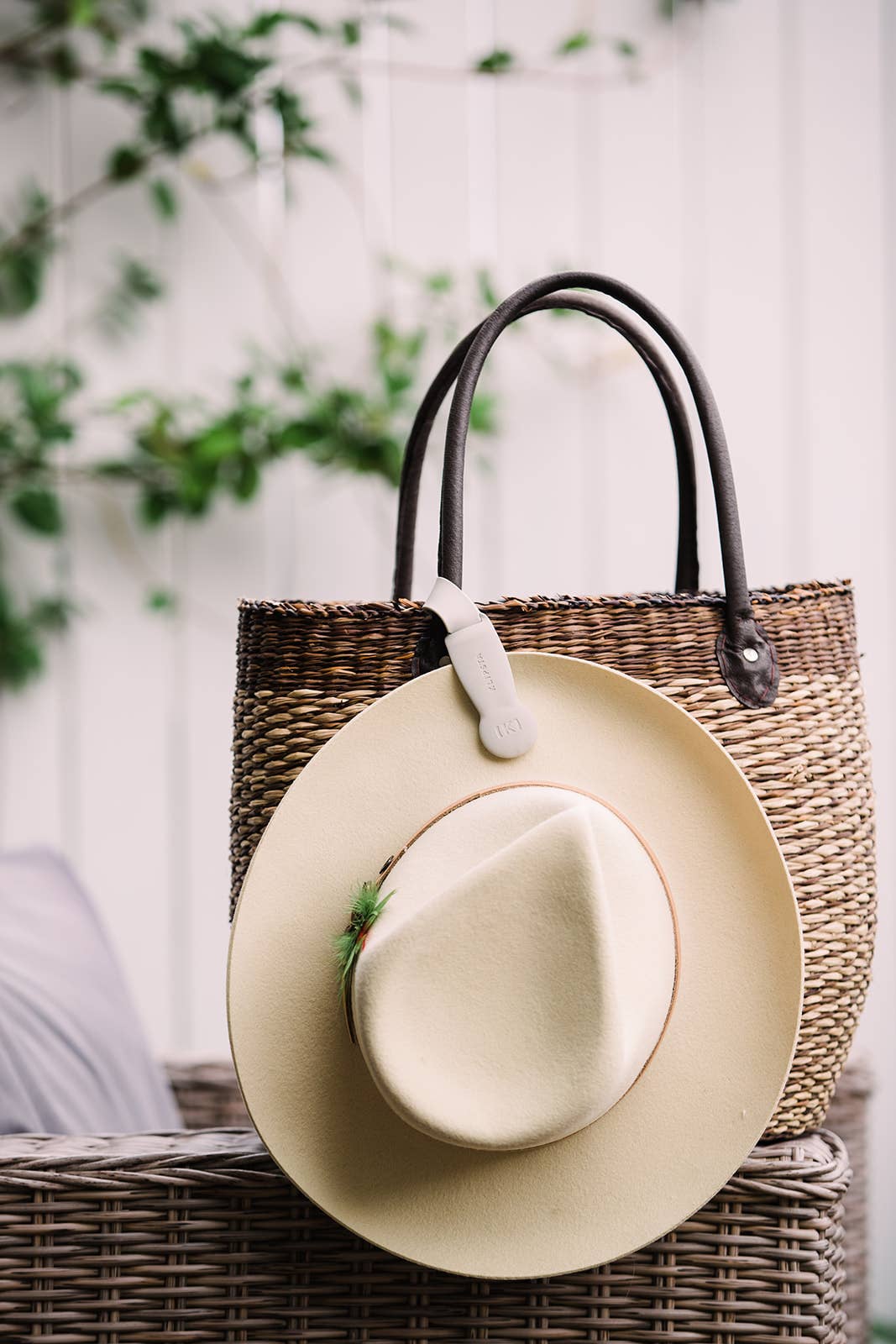 KLIPSTA - HAT Clip- Magnetic Hat Clip