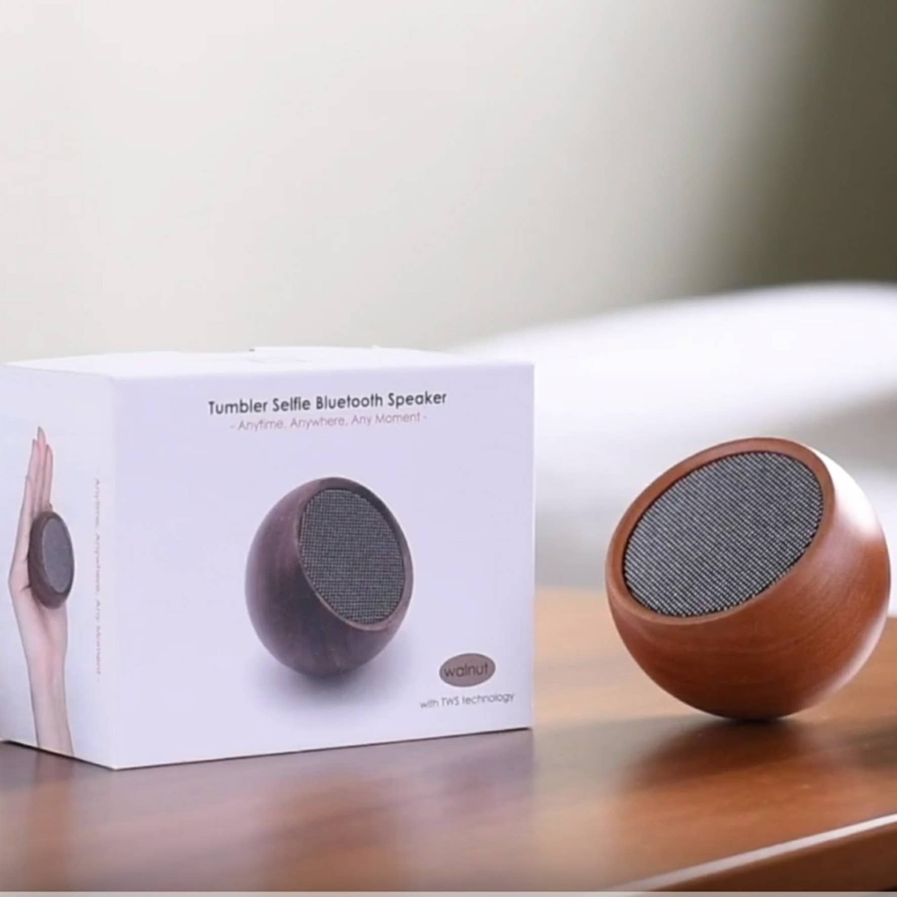 Gingko Design - Tumbler Selfie Speaker