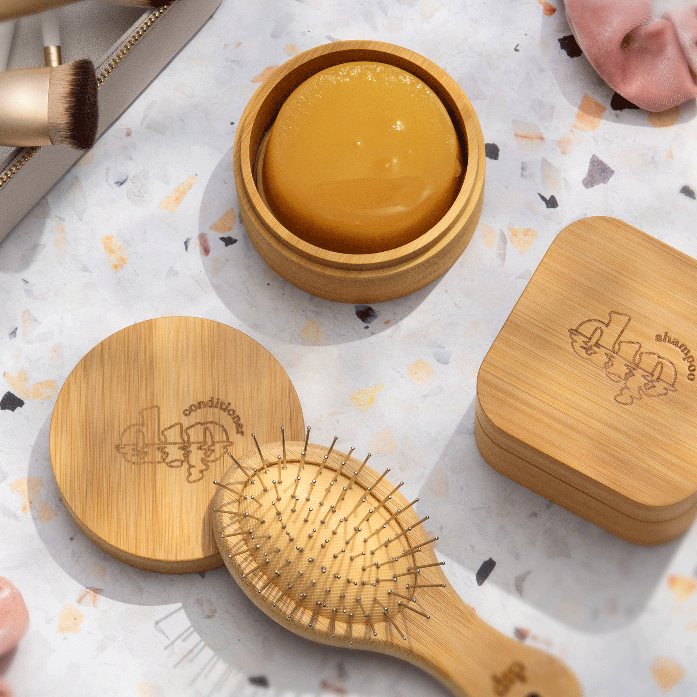 Dip - Dip Large Conditioner Travel Case with Coaster