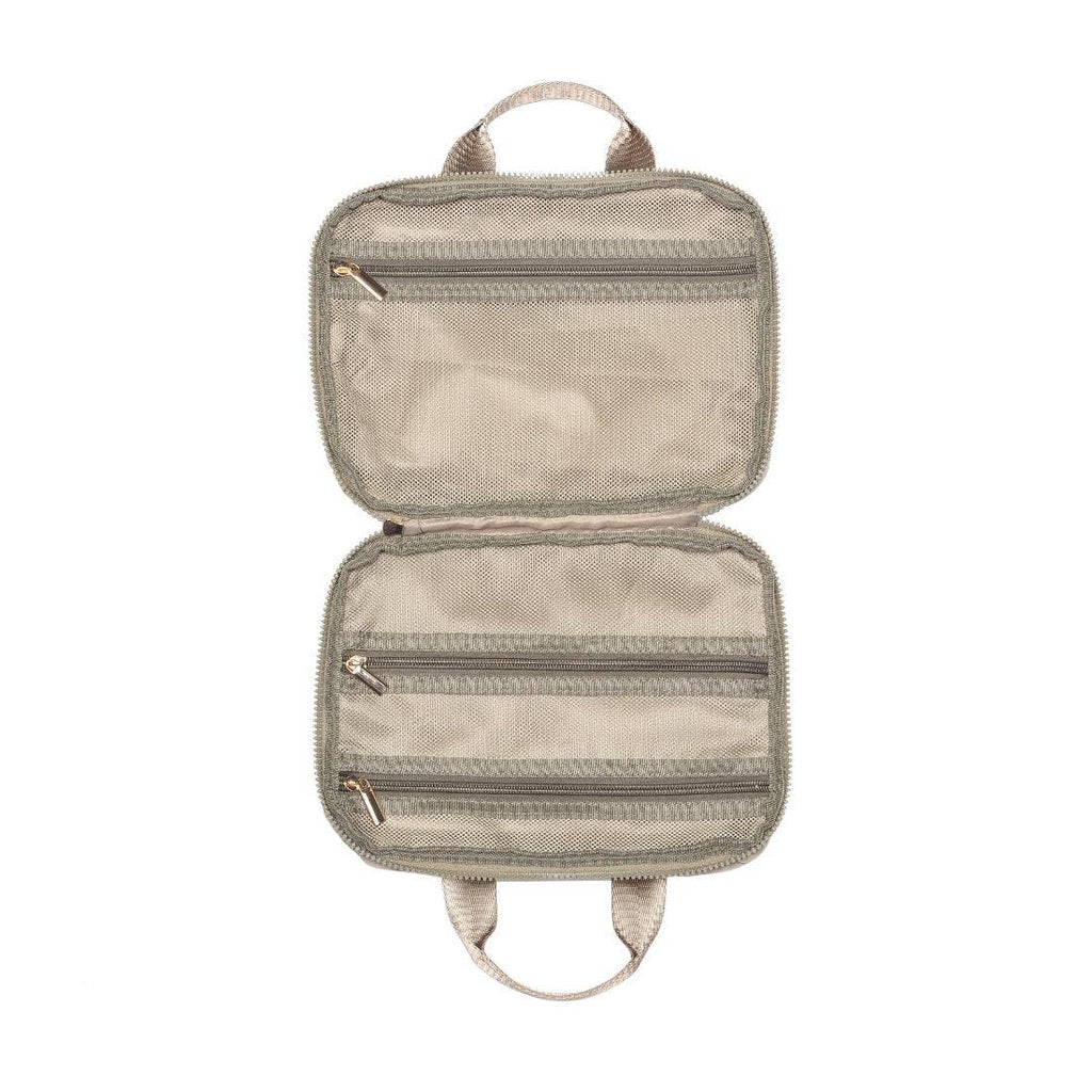 Urban Expressions - Cloud Cruiser Travel Organizer