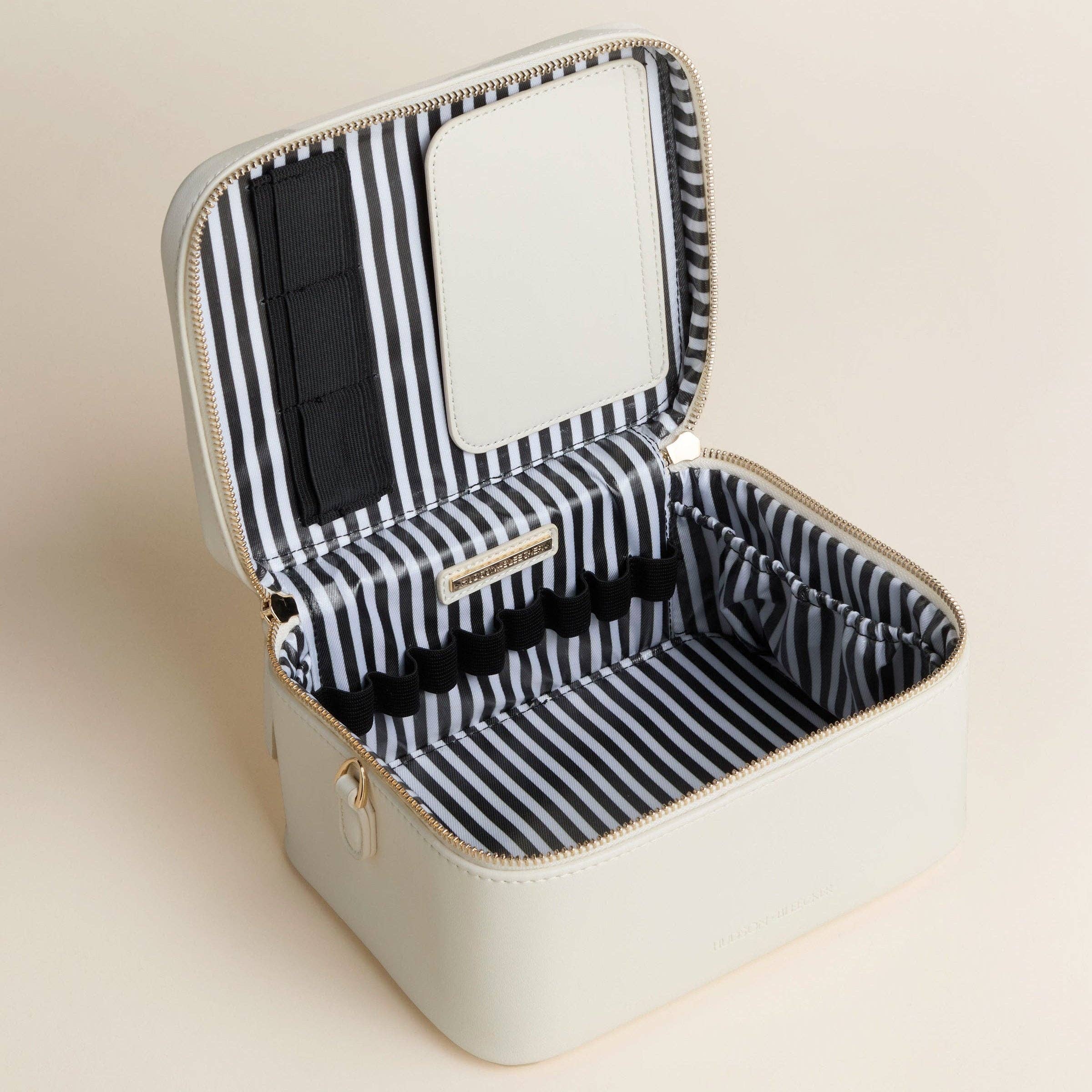 Hudson + Bleecker - Jetsetter Train Case - Ecru